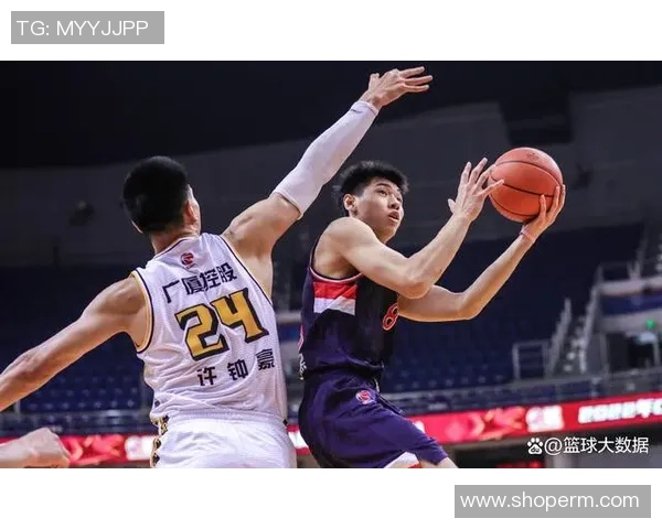 广州篮球队在世界杯赛场上的耐力与韧性表现分析与点评 广州篮球队在世界杯赛场上的耐力与韧性表现分析与点评